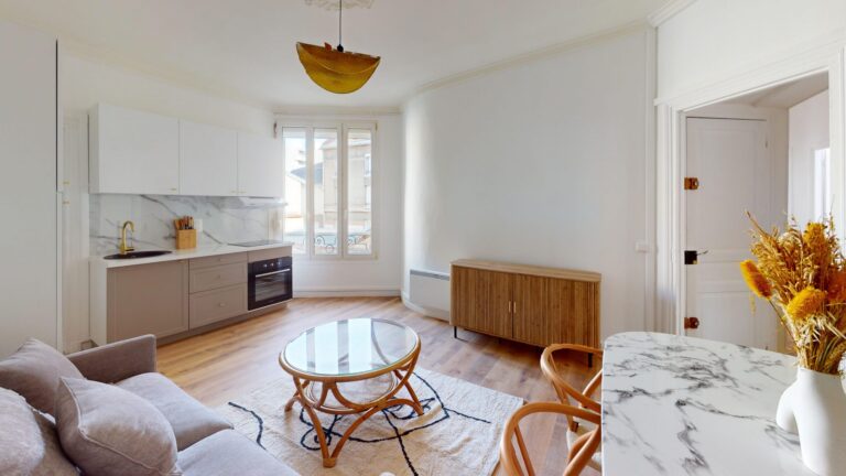 Appartement 5 pièces meublé - LA2564 - Rue du Barbâtre