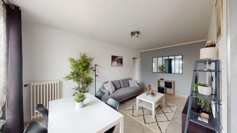 Appartement 4 pièces meublé – LA2292 – Rue Courtalon, 10000 TROYES
