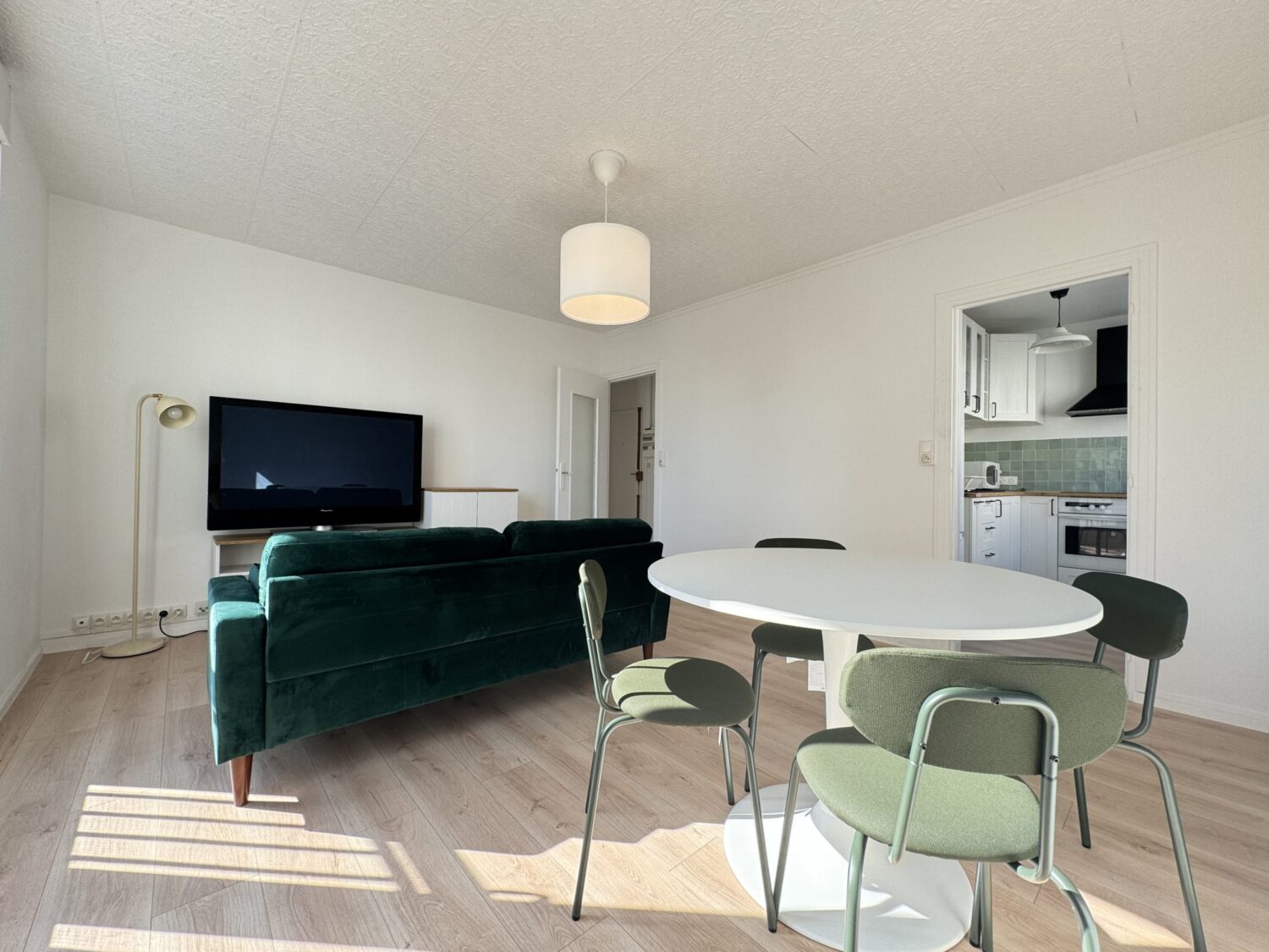 Appartement 3 pièces meublé - LA2584 - Rue de Champigny