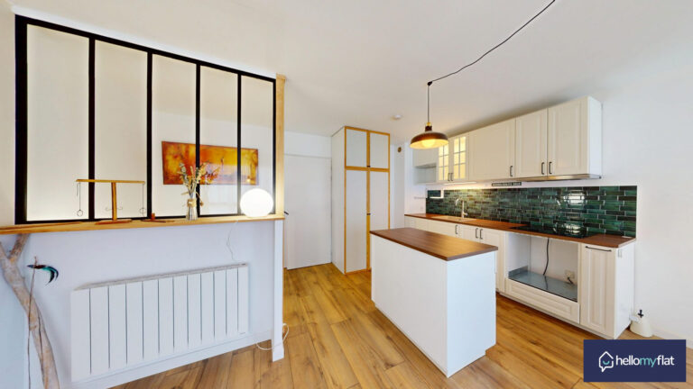 Duplex T4- Garage- place de parking sécurisée.