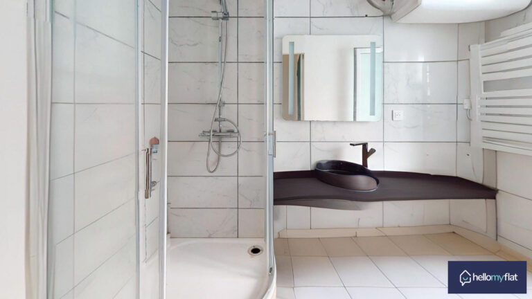 T4 avec Balcon et place de stationnement - SCIENCE PO