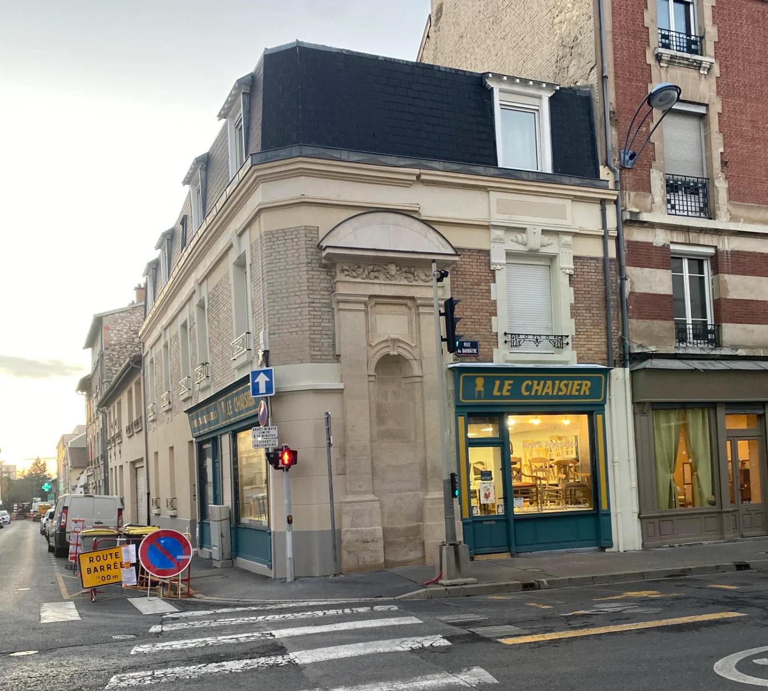 Fontaine du Barbâtre à Reims : histoire, patrimoine et immobilier au cœur du quartier