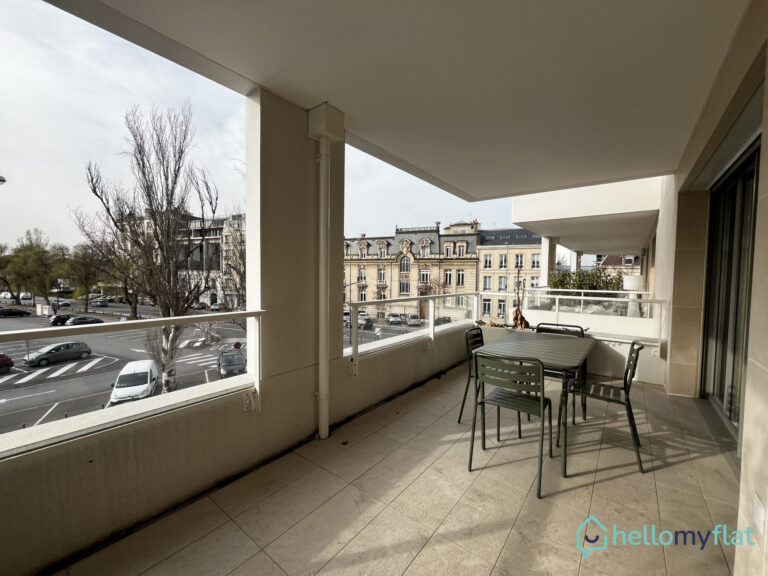 Appartement 2 pièces meublé - LA2823 - Rue oliver métra
