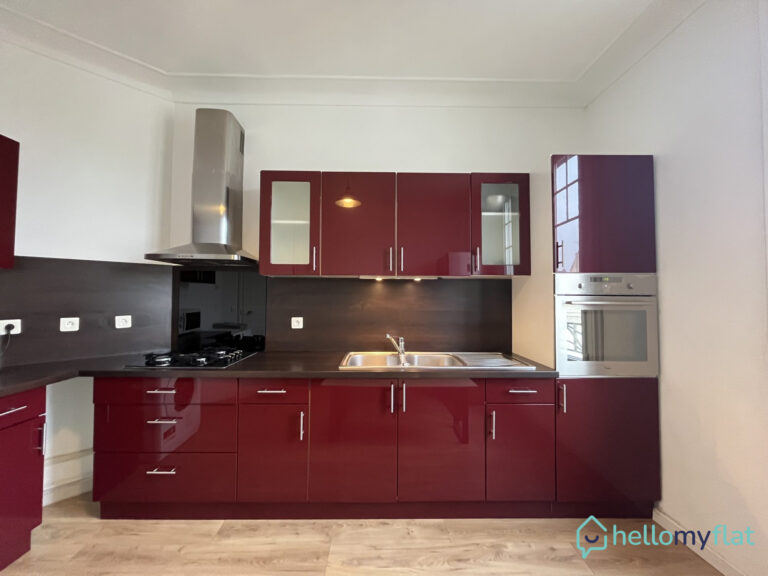 Appartement meublé 4 pièces 51100 REIMS