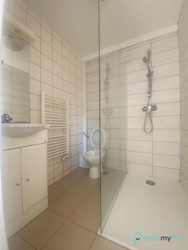 STUDIOS EXCLUSIVITE ref : VA2910