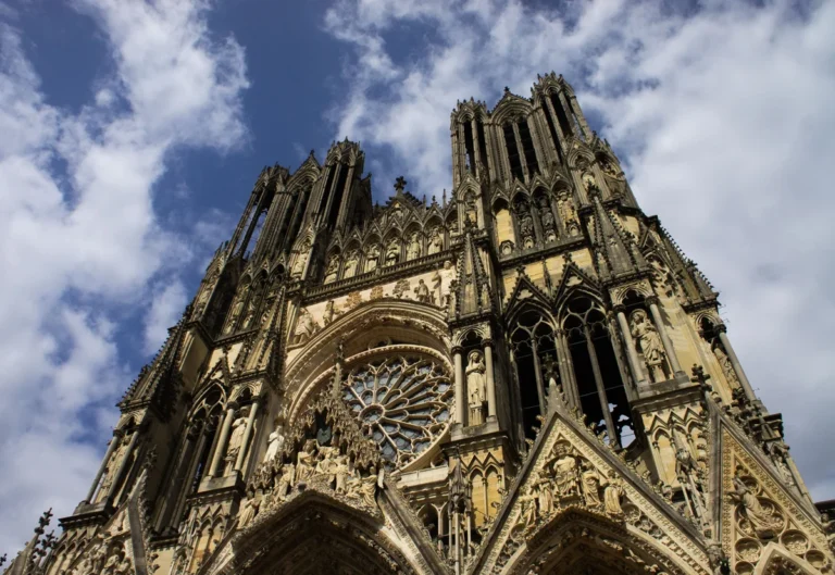 Louer un appartement à Reims : guide complet 2026
