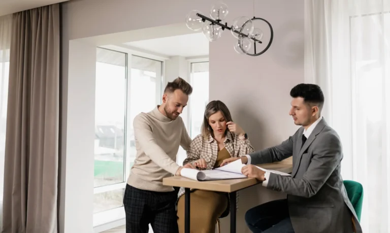 Garant, Visale ou assurance loyers impayés (GLI) : quelle solution choisir pour louer sereinement ?